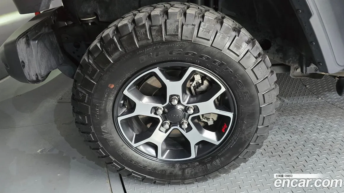 Jeep Wrangler 2021 из KR, фото 10