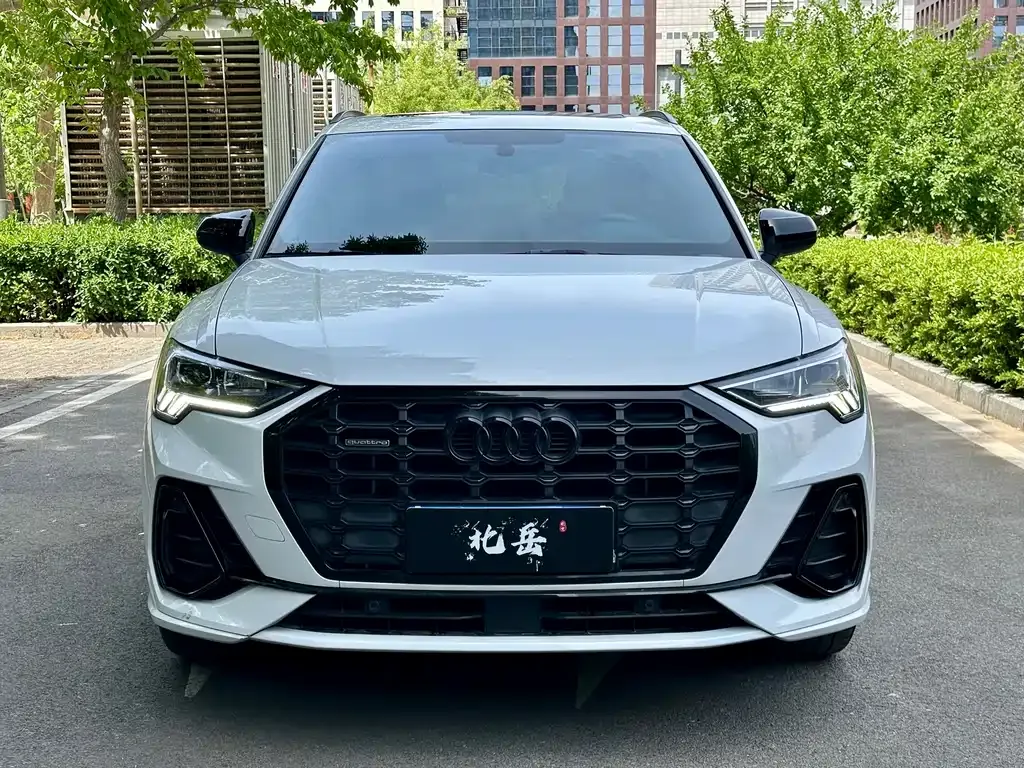 Audi Q3 2023 из CN, фото 7