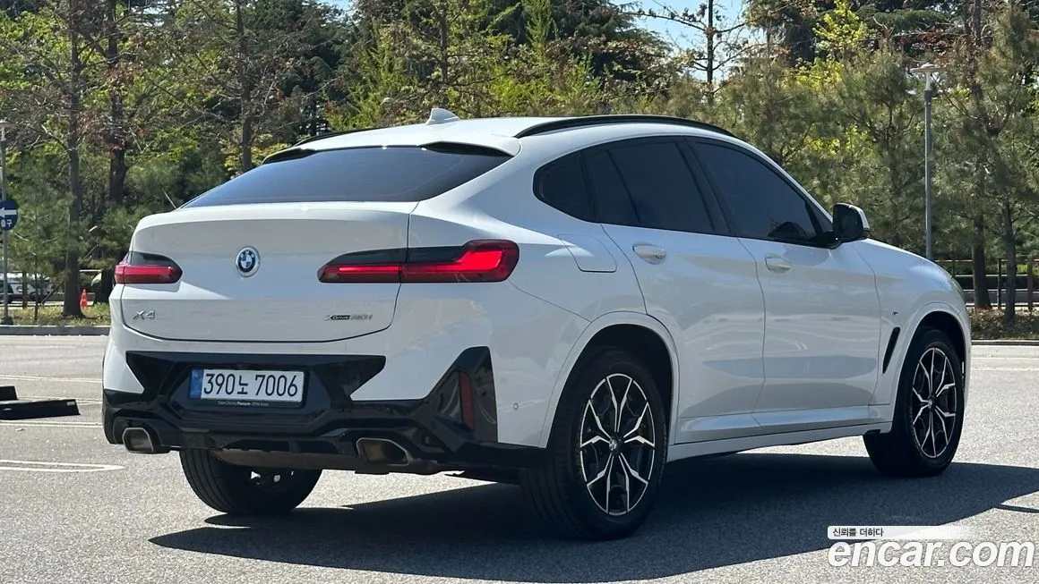 BMW X4 — фото 10