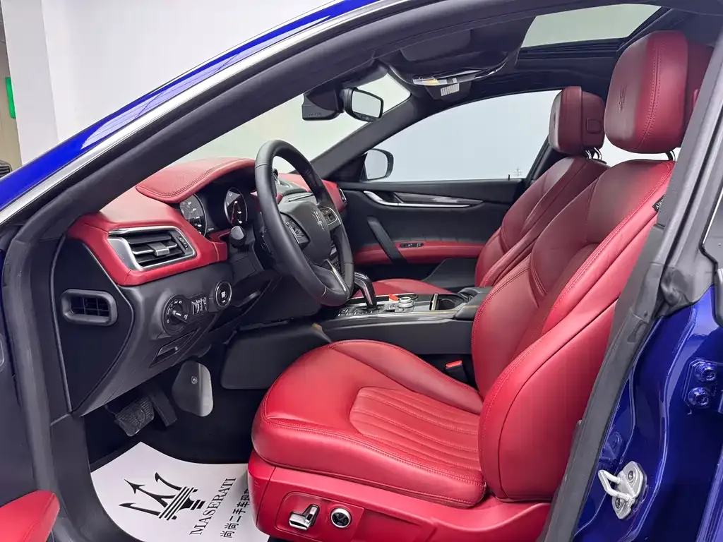 Maserati Ghibli — фото 10