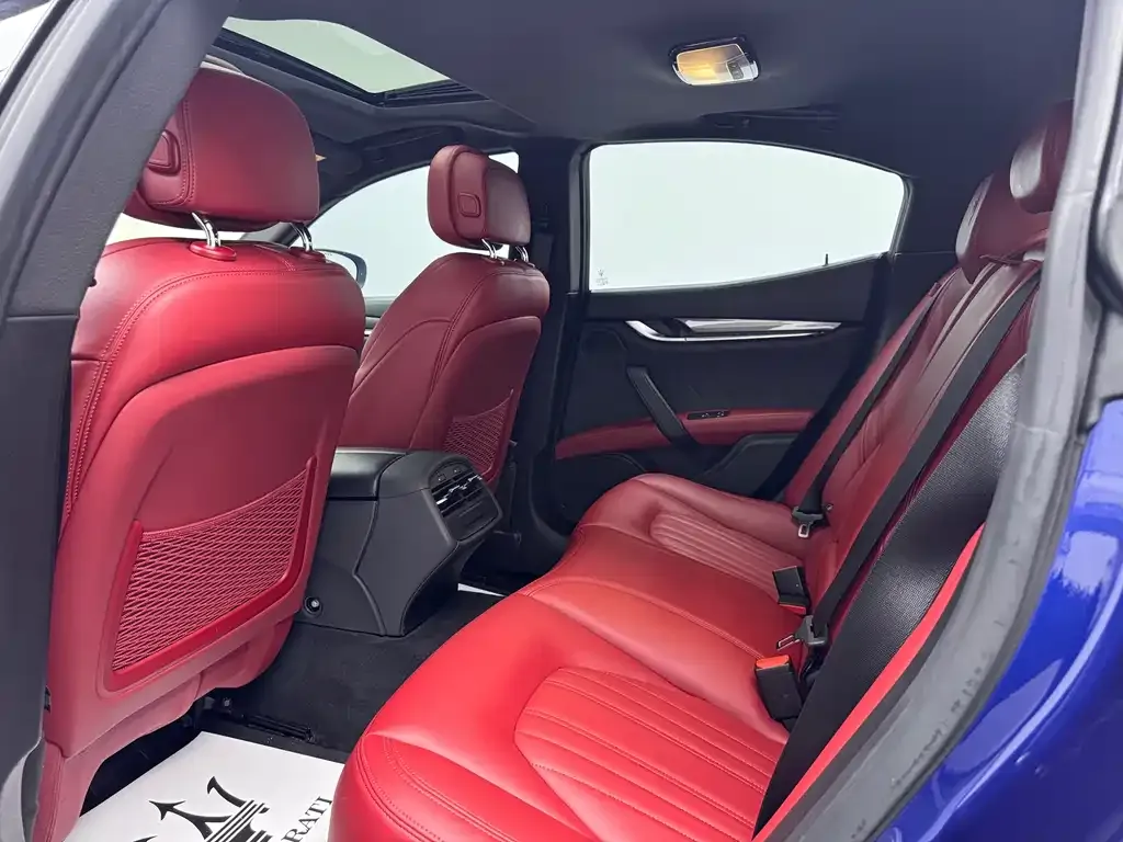 Maserati Ghibli — фото 7