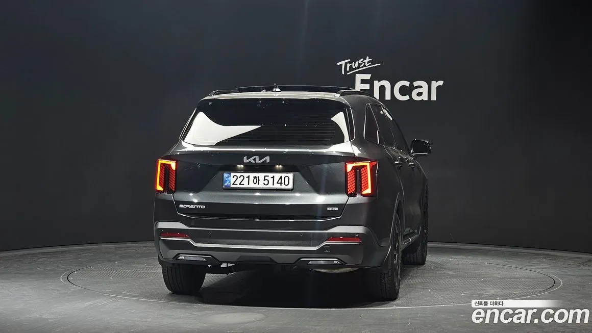 Kia Sorento — фото 10