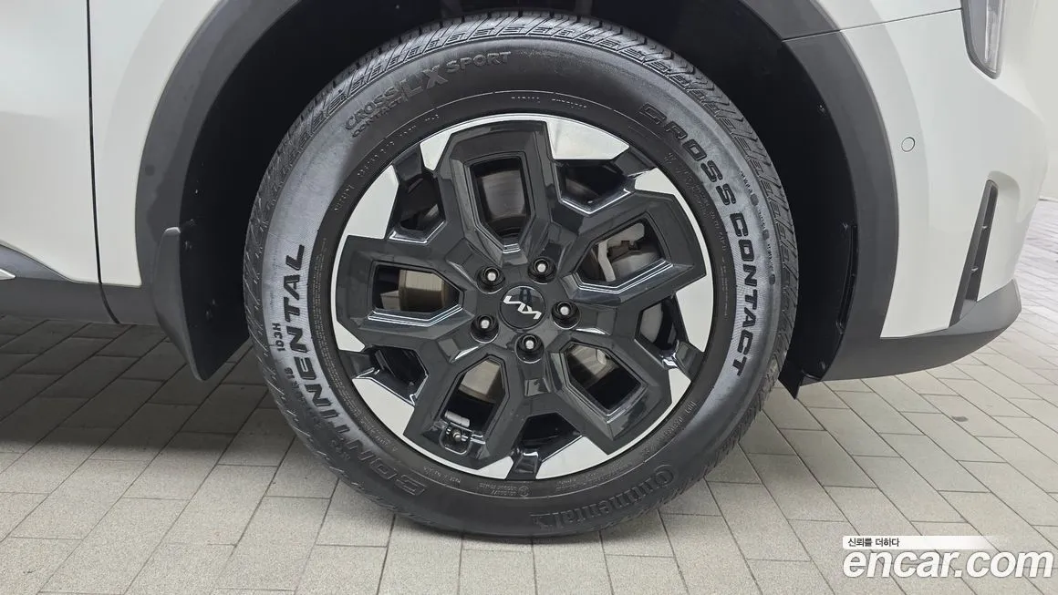 Kia Sorento — фото 6