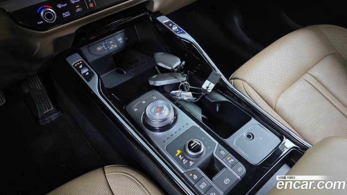 Kia Sorento — фото 7