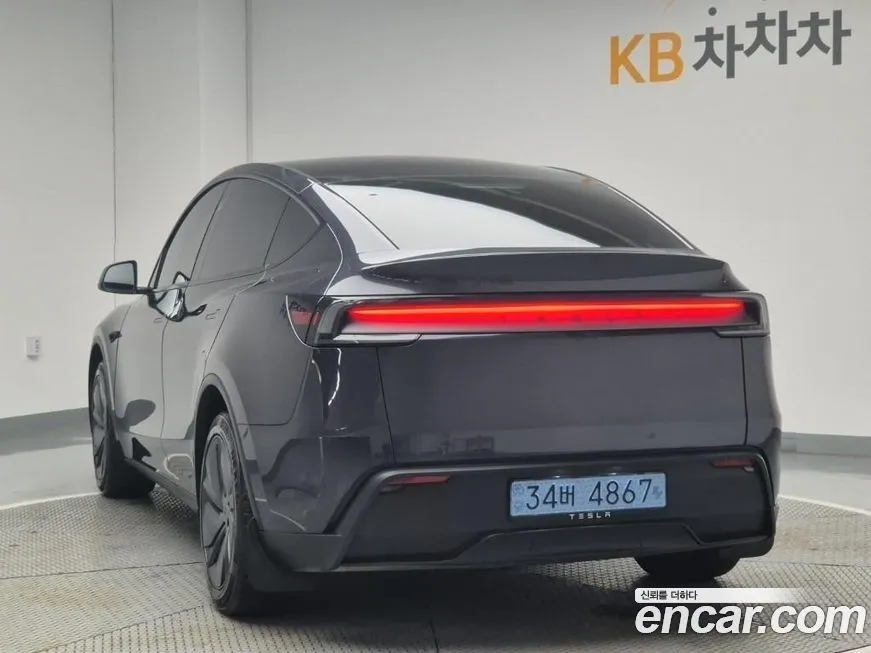 Tesla Model Y 2025 из KR, фото 9