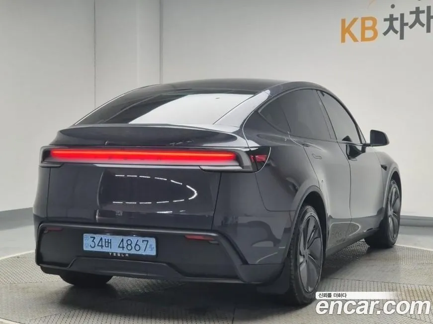 Tesla Model Y 2025 из KR, фото 10
