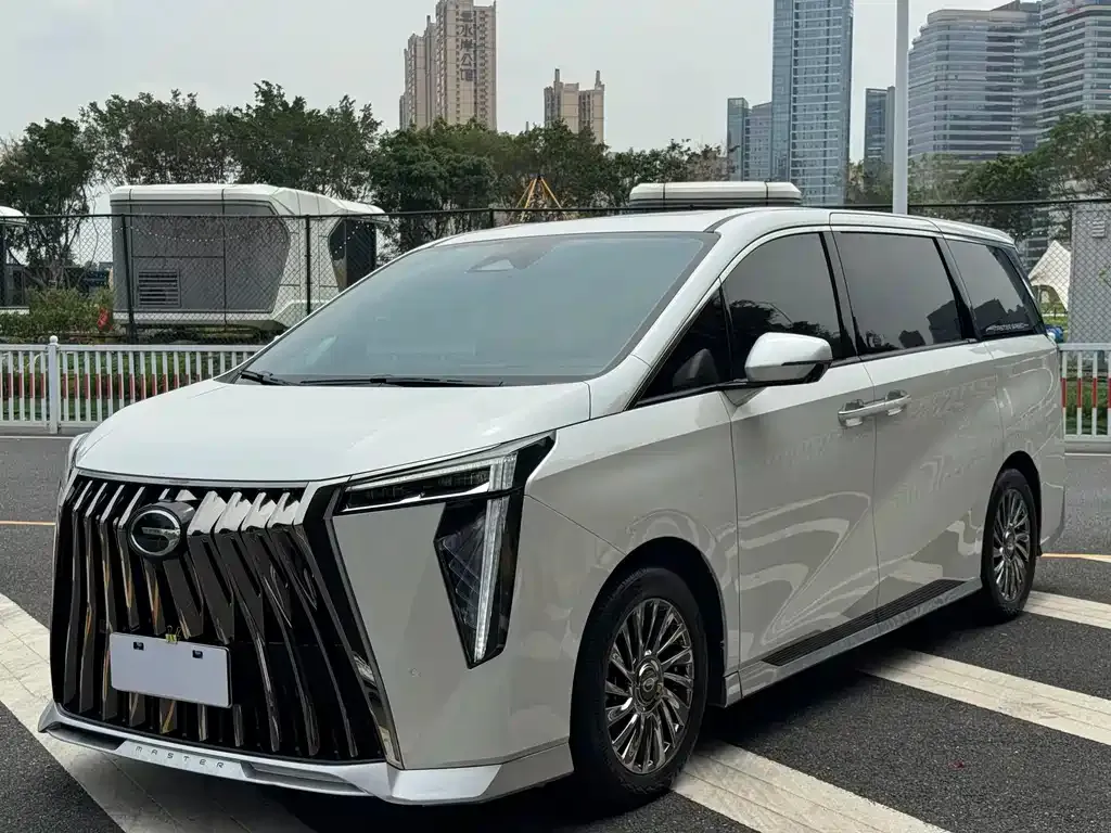 GAC Motor Trumpchi M8 — фото 1