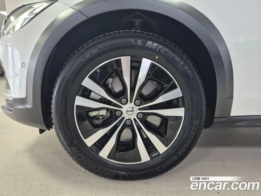 Volvo V90 2025 из KR, фото 7