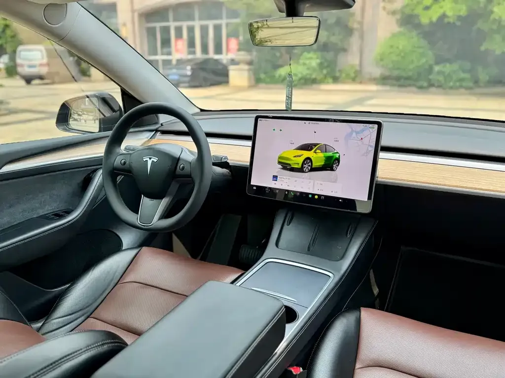 Tesla Model Y 2023 из CN, фото 6