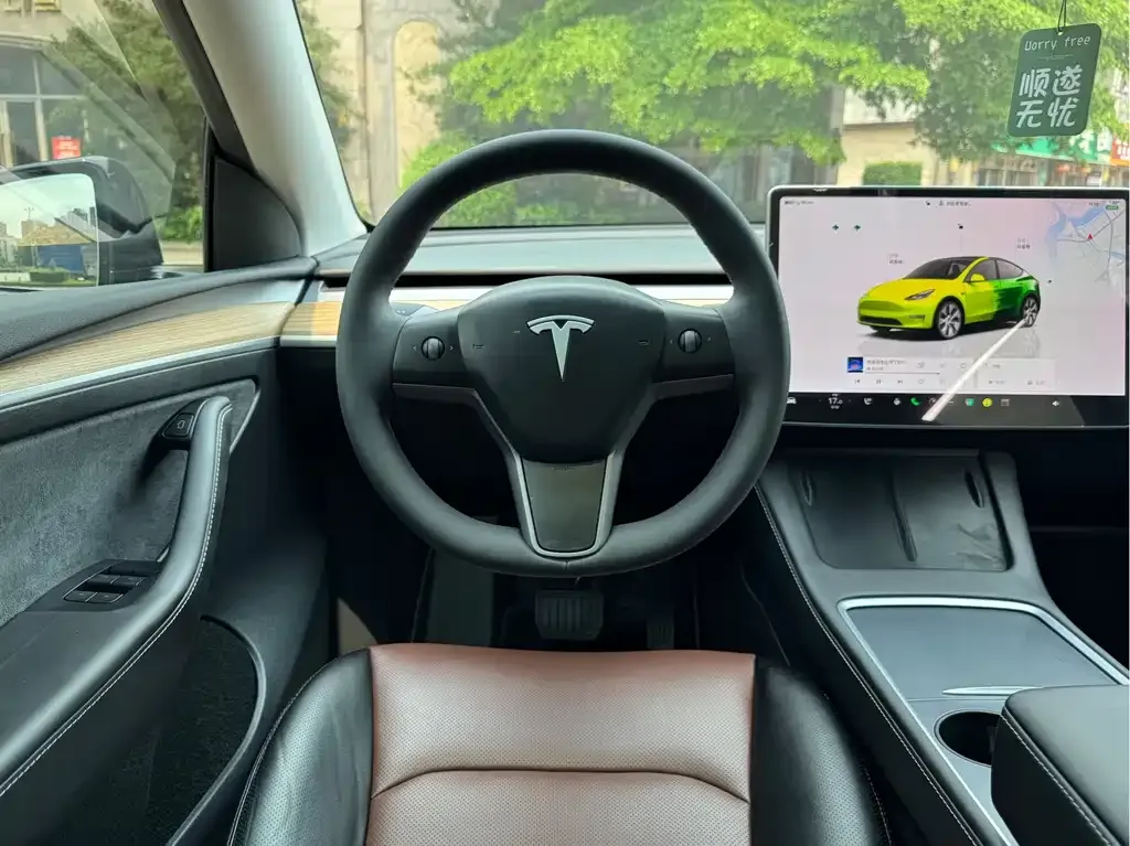 Tesla Model Y 2023 из CN, фото 10