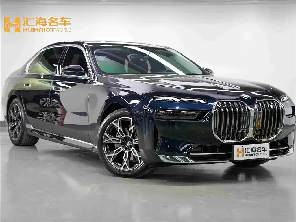 BMW 7 Series — фото 4