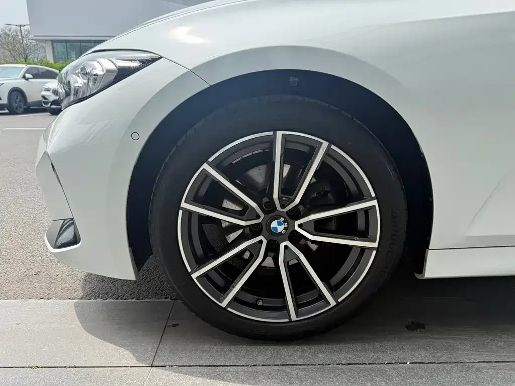 BMW 3 Series — фото 2