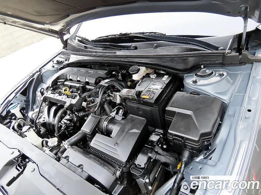 Hyundai AVANTE 2024 из KR, фото 4