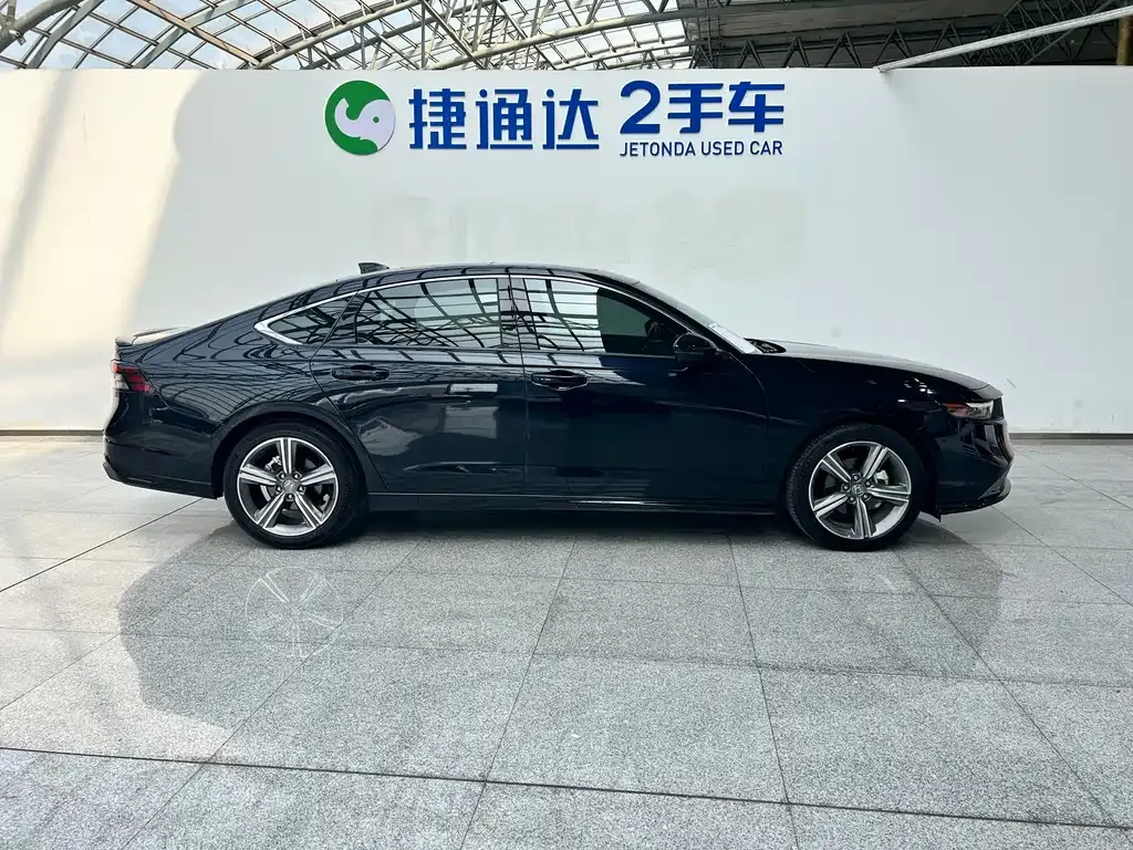 Honda Accord 2024 из CN, фото 7