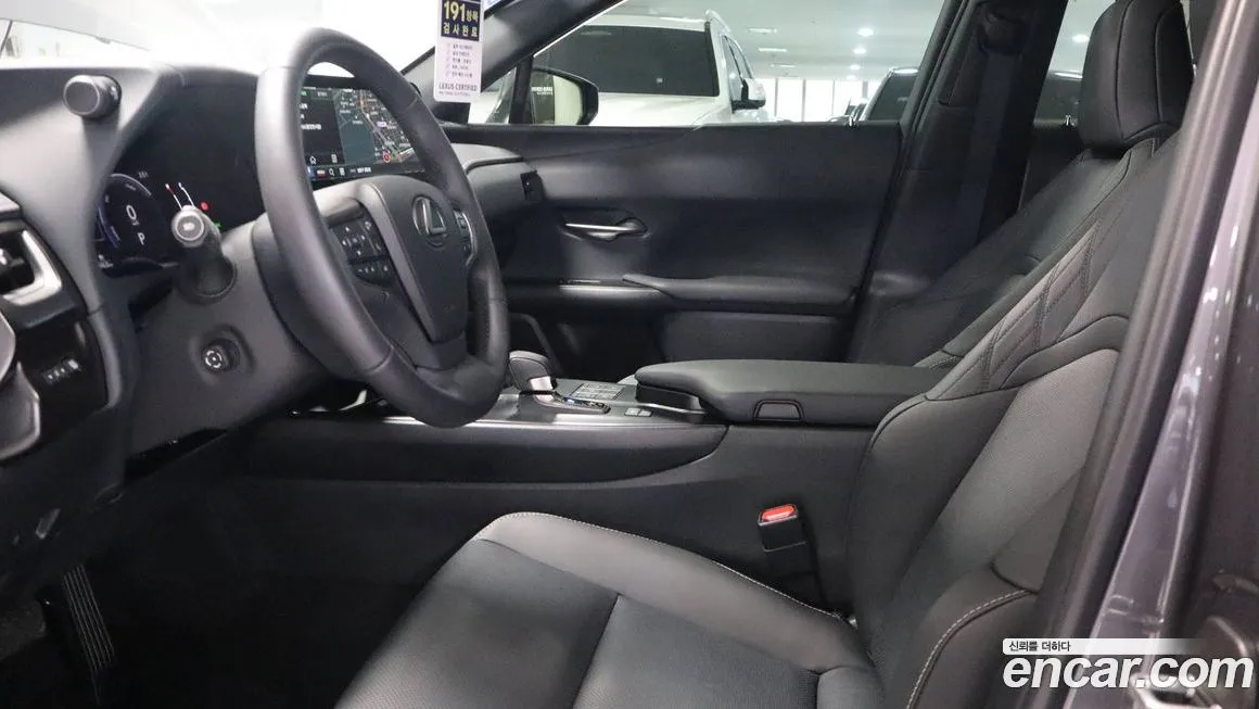 Lexus UX 2025 из KR, фото 4
