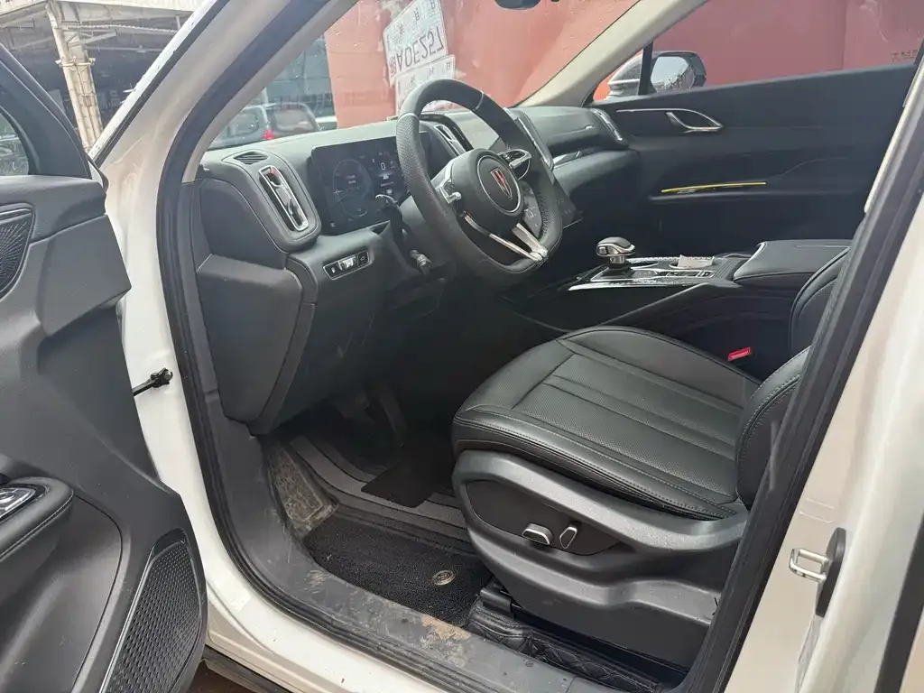 Hongqi HS3 PHEV 2024 из CN, фото 5