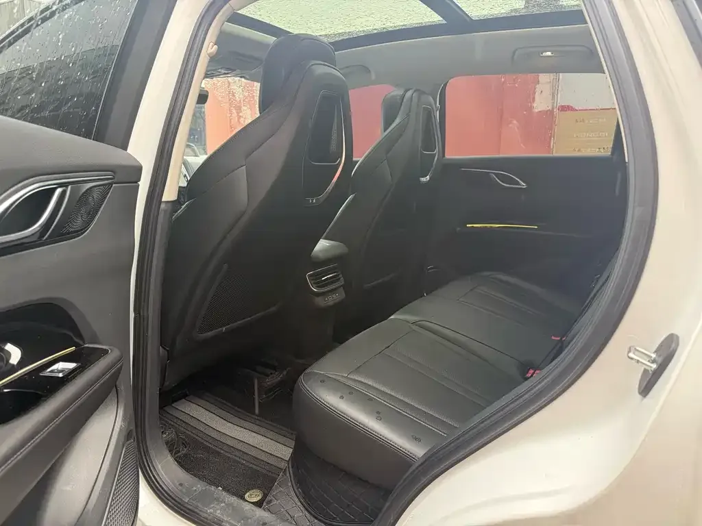 Hongqi HS3 PHEV 2024 из CN, фото 8