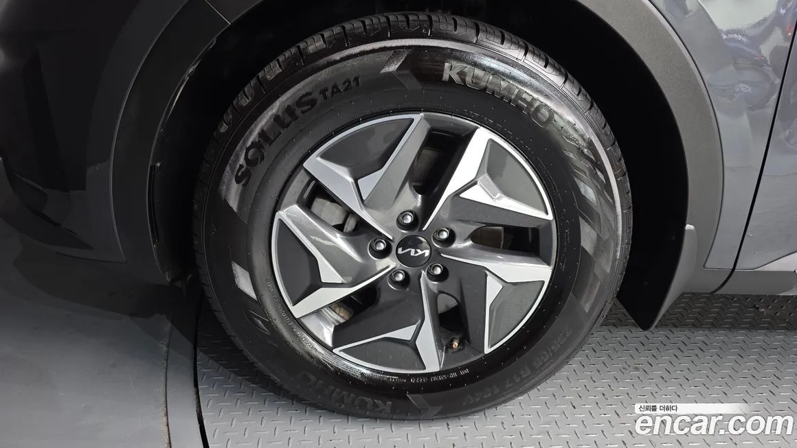 Kia Sorento — фото 7