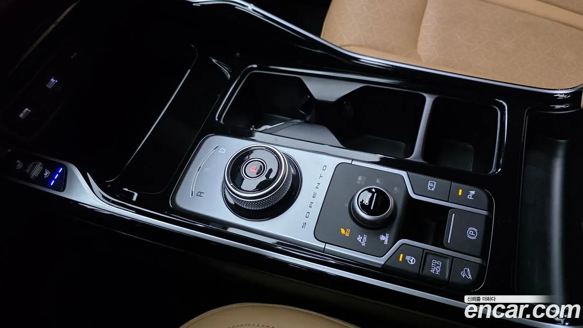 Kia Sorento — фото 6