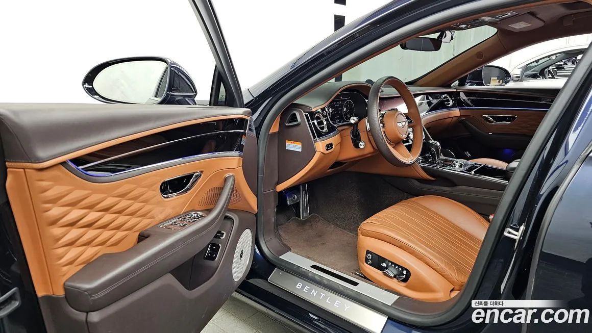 Bentley Flying Spur 2021 из KR, фото 6