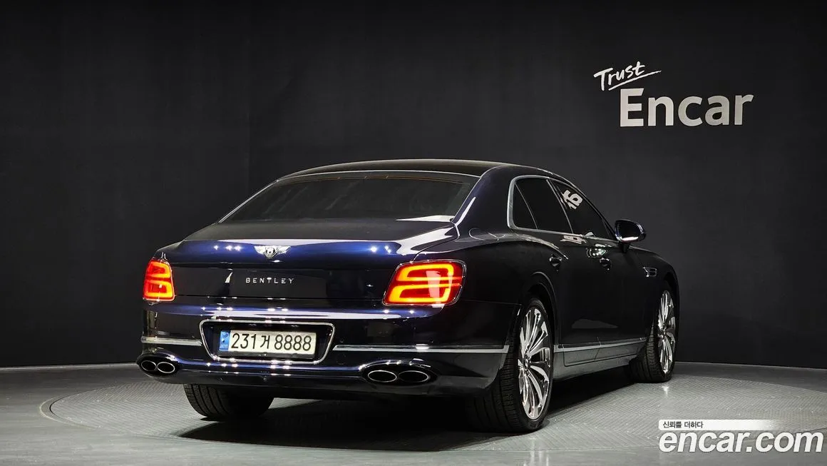 Bentley Flying Spur 2021 из KR, фото 8