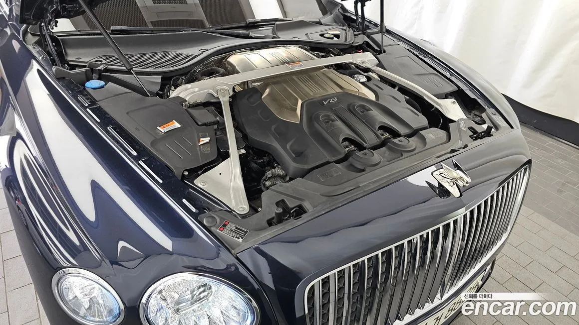 Bentley Flying Spur 2021 из KR, фото 9