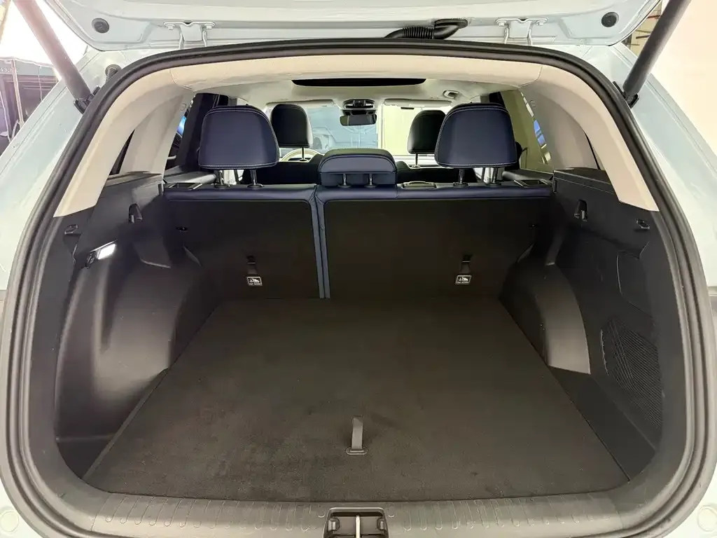 Geely Xingyue L 2022 из CN, фото 5