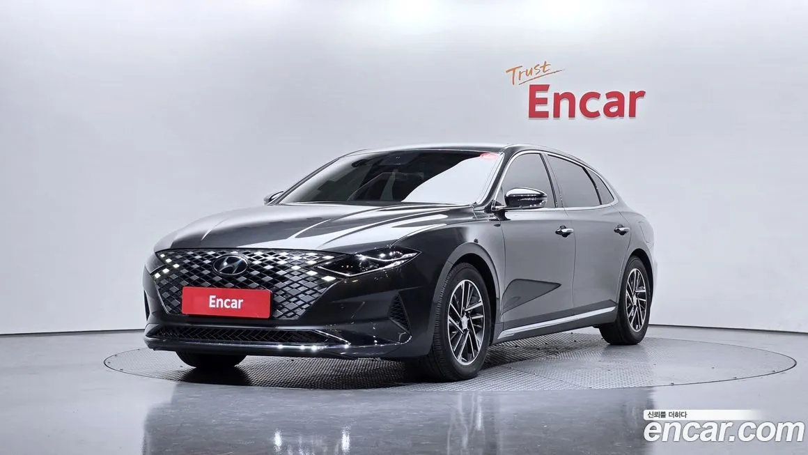 Hyundai Grandeur — фото 1