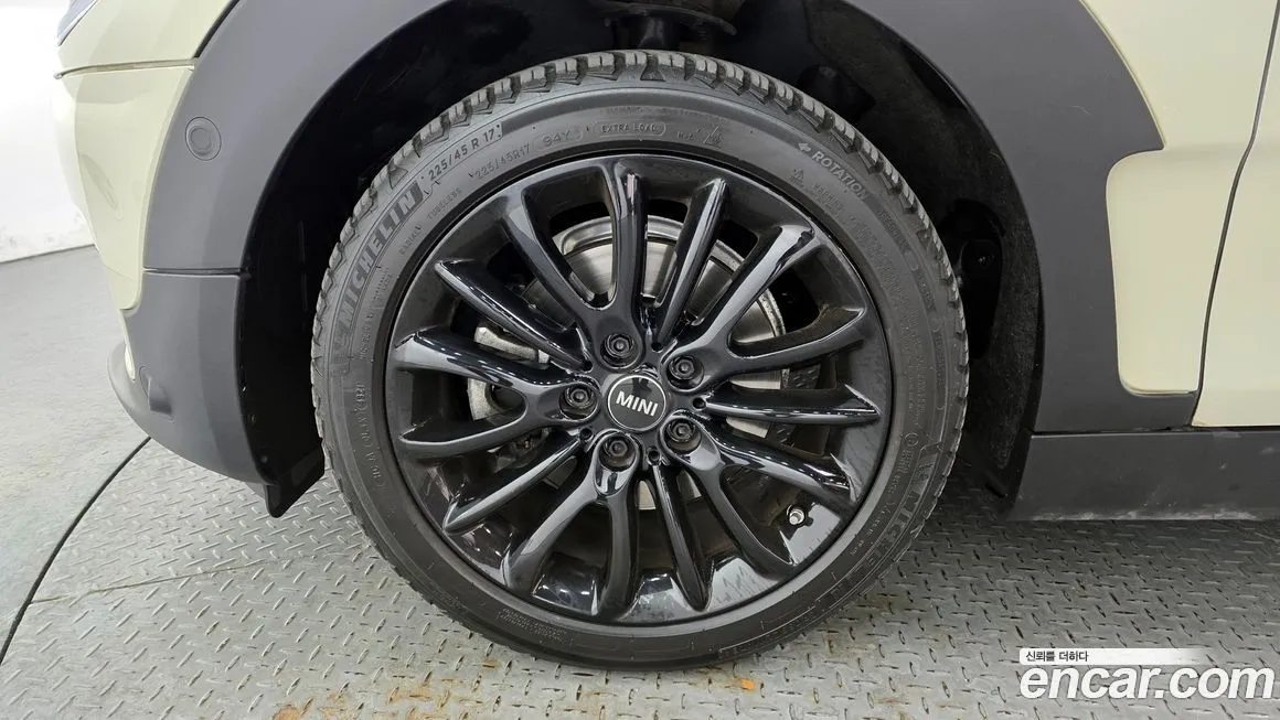 Mini Clubman 2021 из KR, фото 4