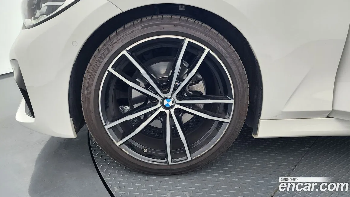 BMW 3-Series 2021 из KR, фото 8