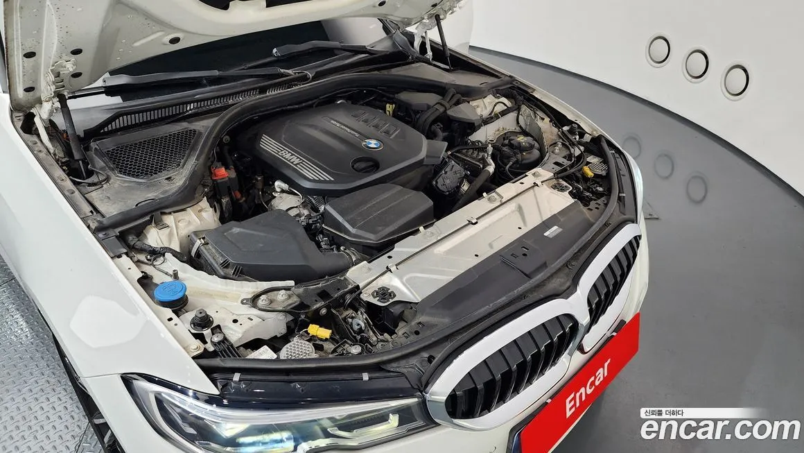 BMW 3-Series 2021 из KR, фото 6