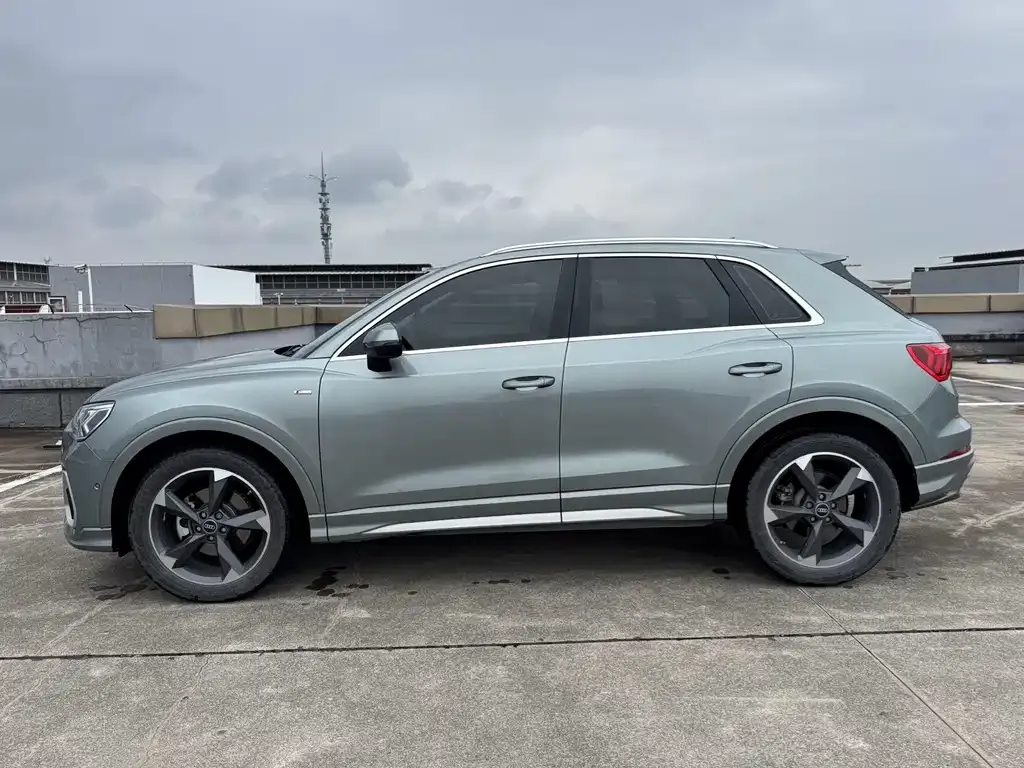 Audi Q3 2022 из CN, фото 5