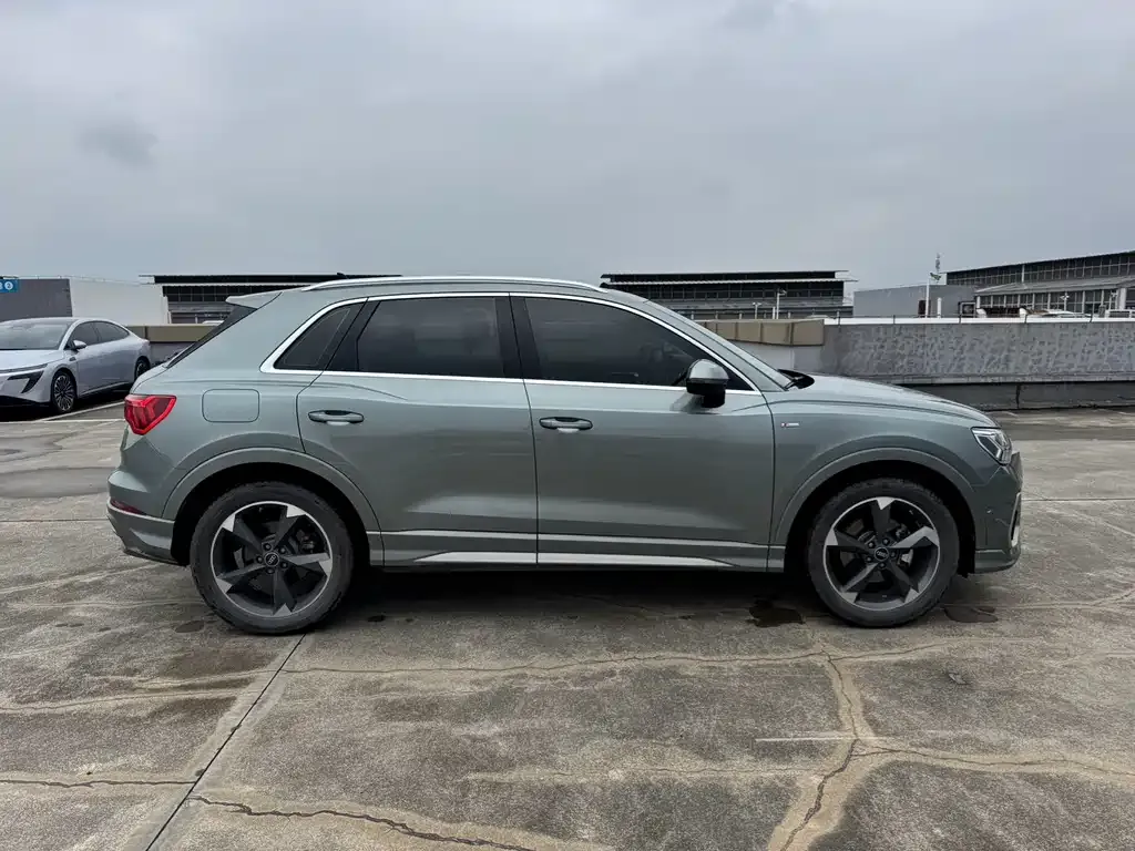 Audi Q3 2022 из CN, фото 6