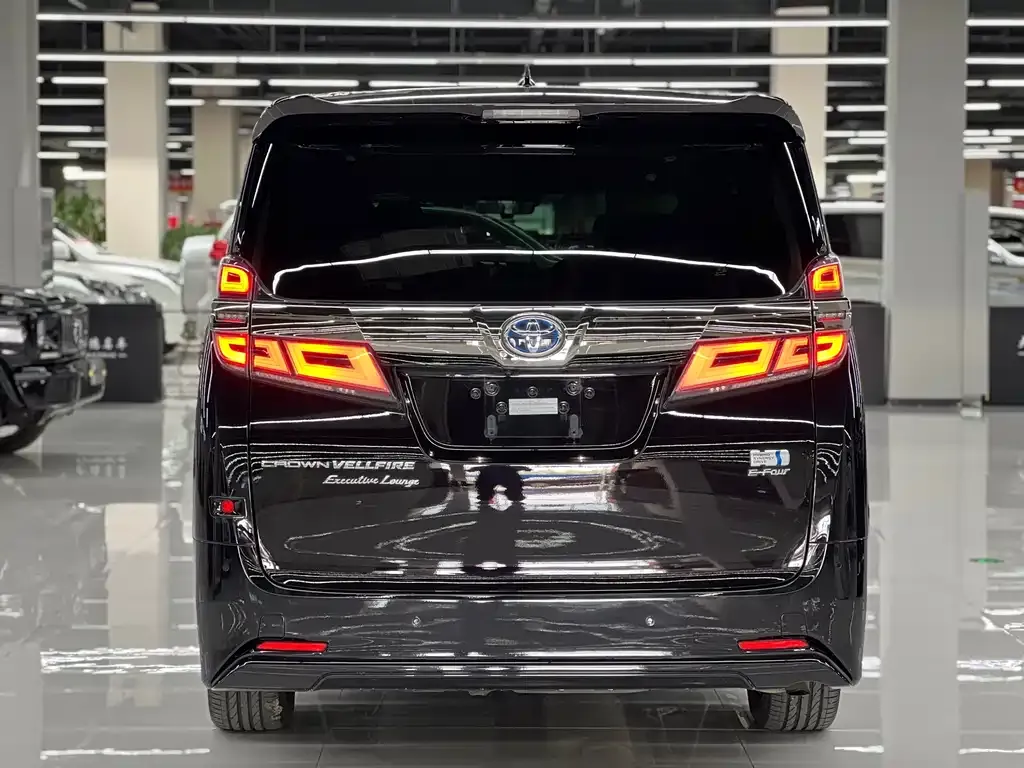 Toyota Vellfire 2022 из CN, фото 3
