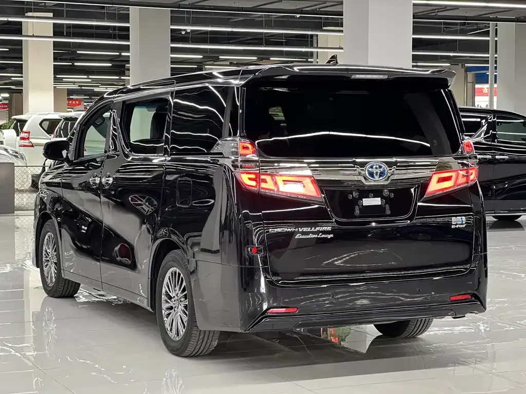 Toyota Vellfire 2022 из CN, фото 6