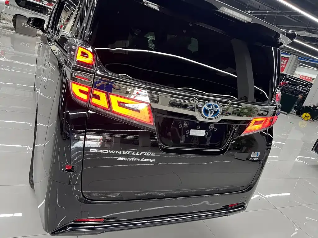 Toyota Vellfire 2022 из CN, фото 8