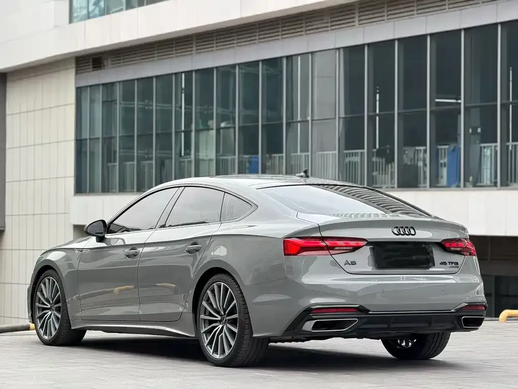 Audi A5 (Import) — фото 9