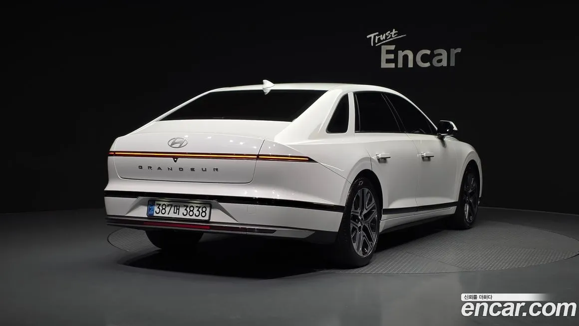 Hyundai Grandeur 2024 из KR, фото 2