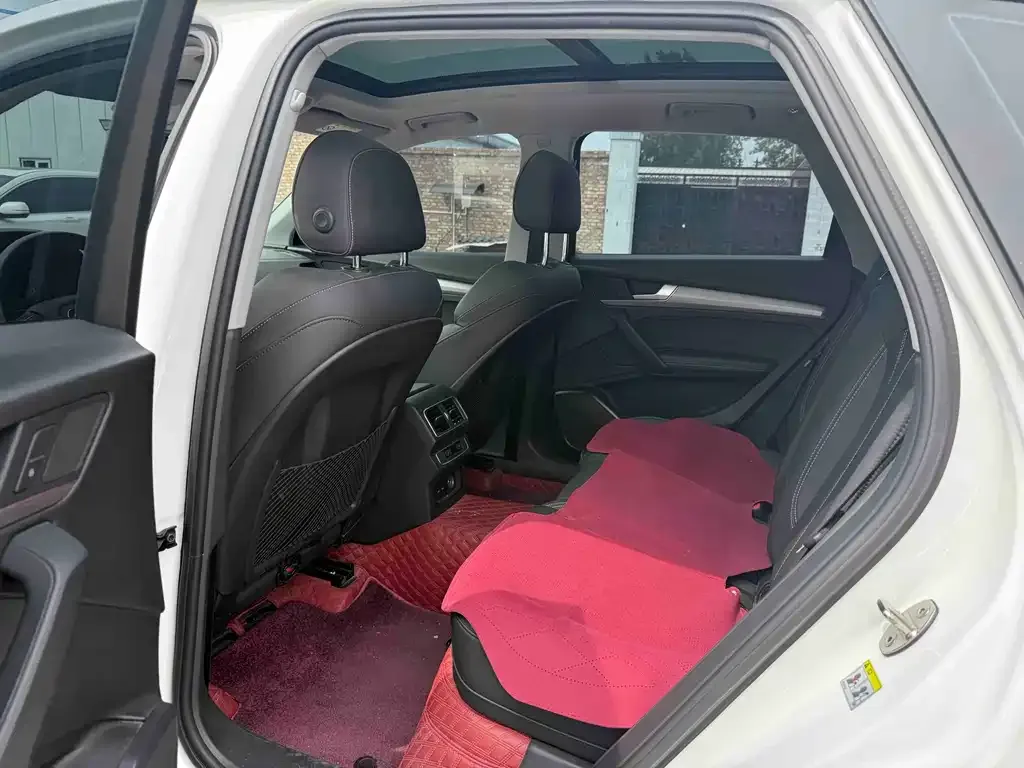 Audi Q5L 2022 из CN, фото 6