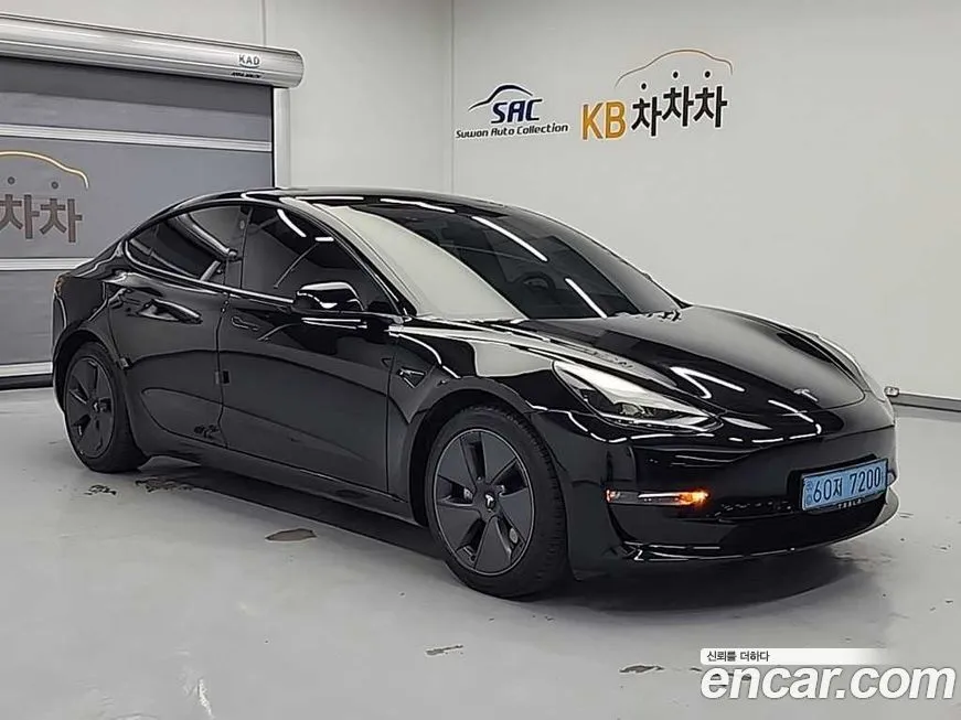 Tesla Model 3 — фото 2