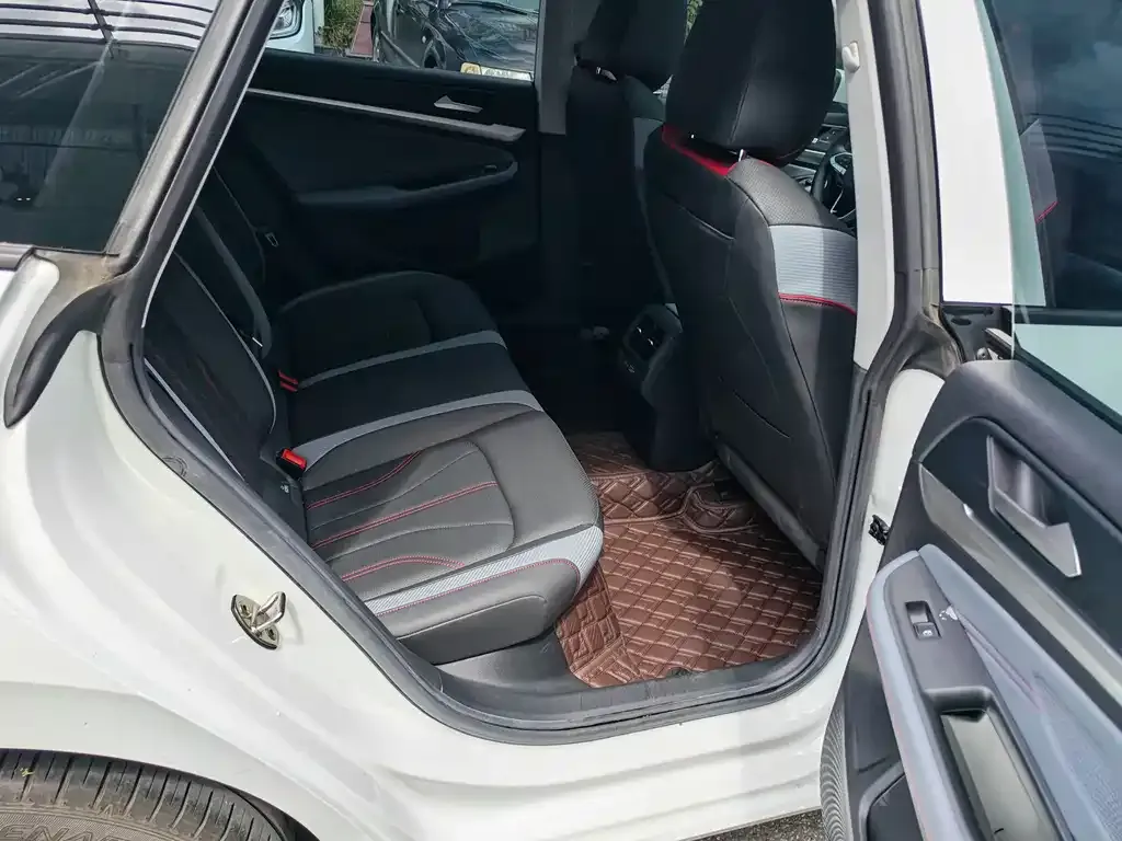Volkswagen Lamando 2024 из CN, фото 4