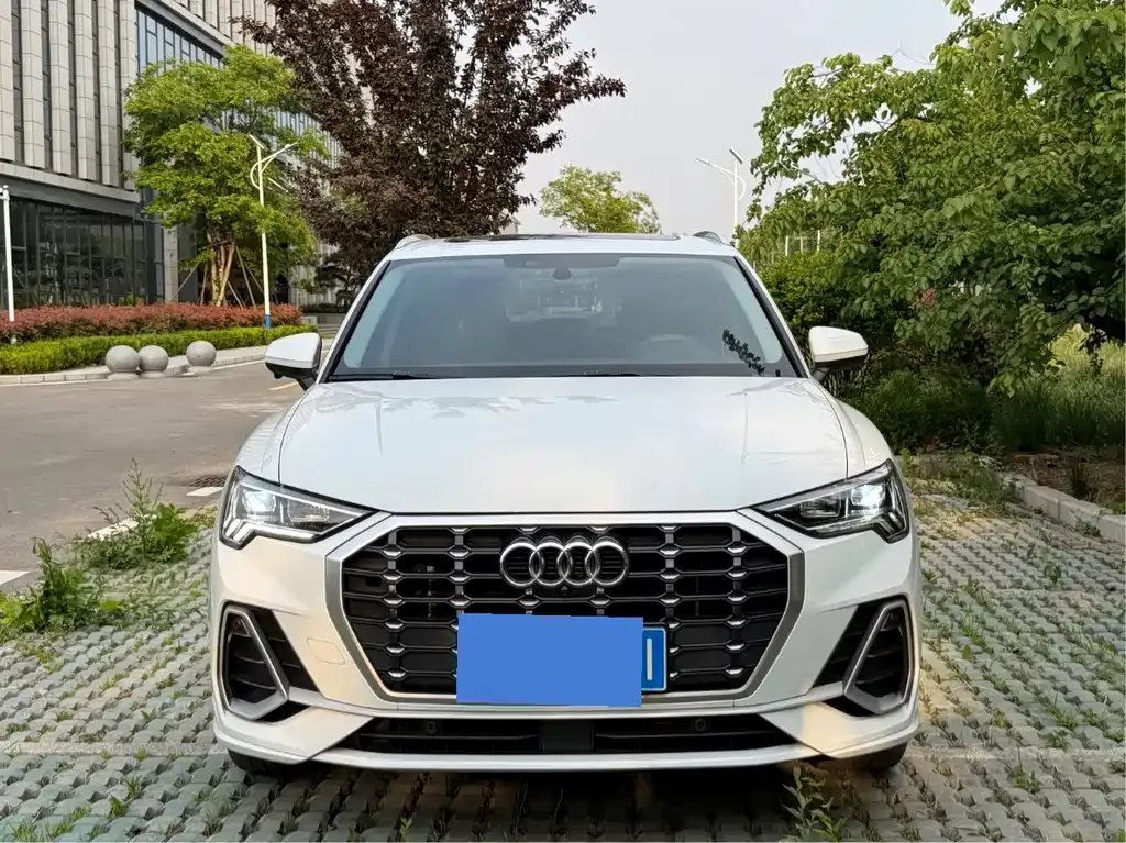 Audi Q3 2022 из CN, фото 10