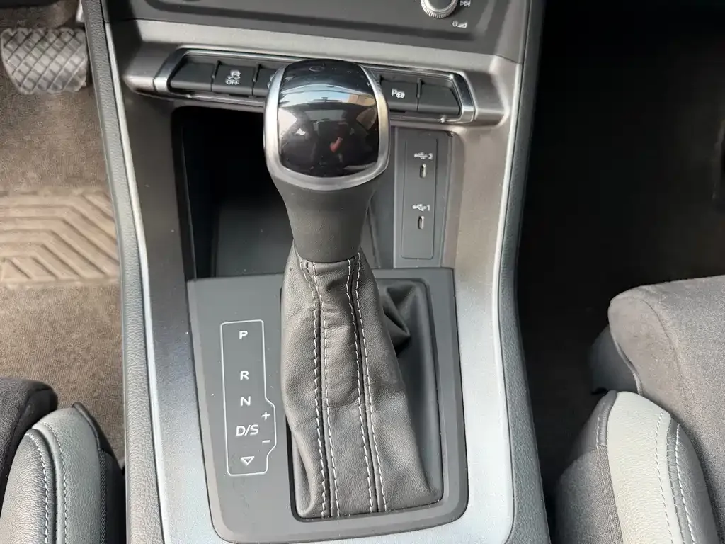 Audi Q3 2022 из CN, фото 3