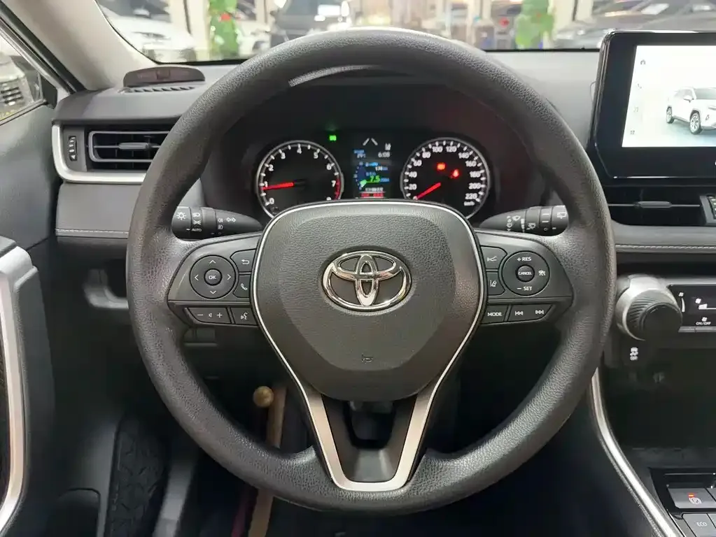 Toyota RAV4 2025 из CN, фото 10