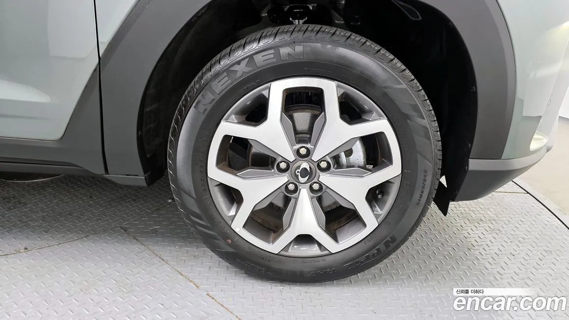 KG Mobility (Ssangyong) Torres — фото 10