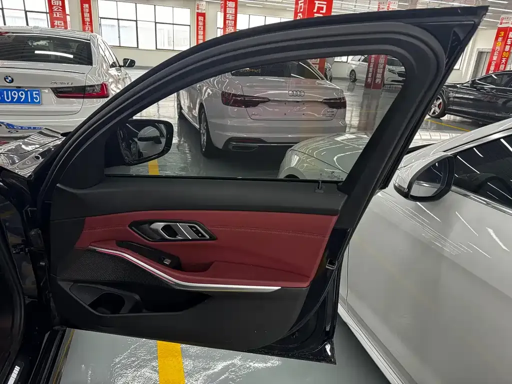 BMW 3 Series 2024 из CN, фото 5