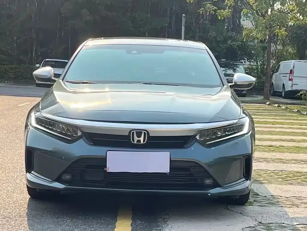 Honda Inspire 2023 из CN, фото 2