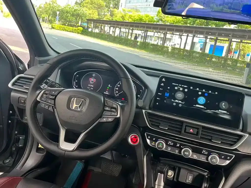 Honda Inspire 2023 из CN, фото 3