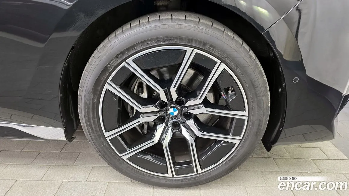 BMW 7-Series 2025 из KR, фото 6