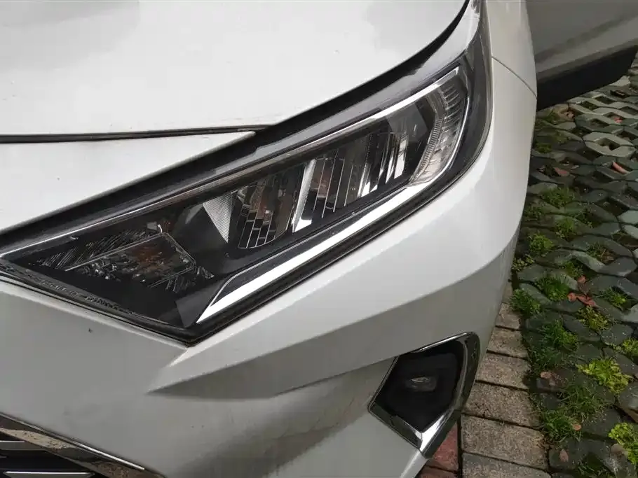 Toyota RAV4 2024 из CN, фото 7
